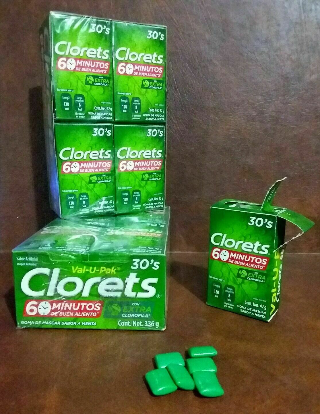 Clorets Breath Freshening Gum Two Box - 16 Packs - 30 Piece Of Gum Ea Pack